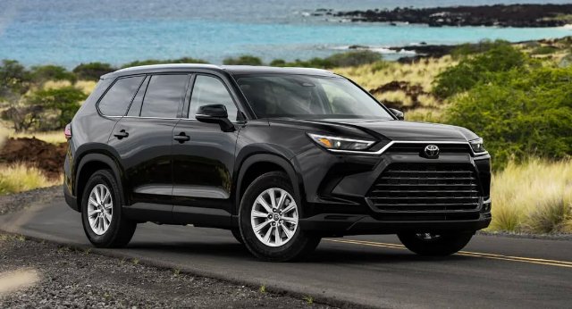 Лучшие среднеразмерные внедорожники 2023 и 2024 годов по мнению экспертов